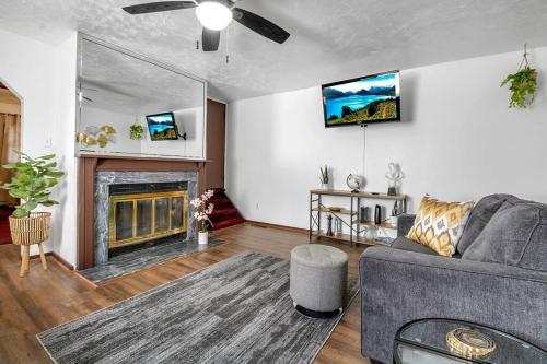 Welcome to our Cozy Krib in Buffalo, USA