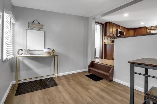 Welcome to our Cozy Krib in Buffalo, USA