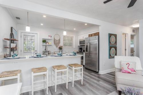 Seagrass Cottage in Sarasota, USA