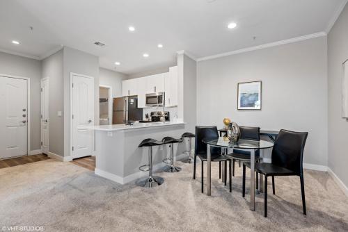 Pure Suites 2 Bed N Scottsdale McDowell Mtn Ranch Gym Pool detail
