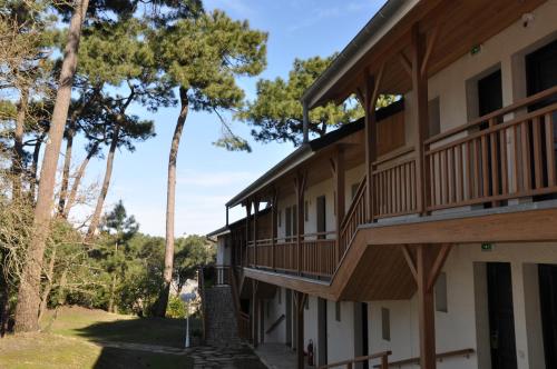 Exterior view, Hotel The Originals Residence de Rohan (EX RELAIS DU SILENCE) in Vaux Sur Mer