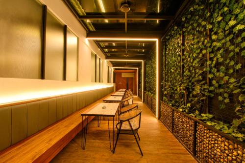 Restaurant, Nata Azana Hotel Solo near The Park