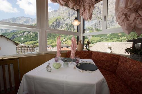 Étterem, Hotel Restaurant Escher in Leukerbad