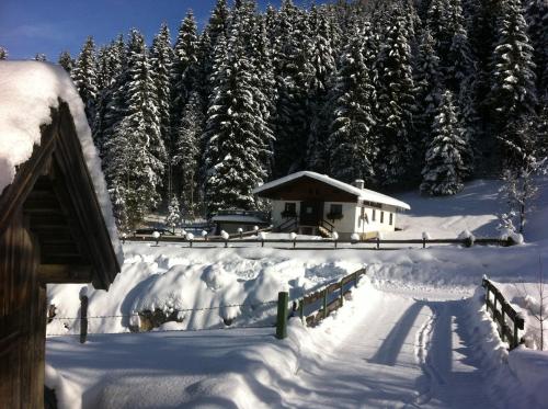  Dahoam by Sarina - Rooms & Suites in Zell am See