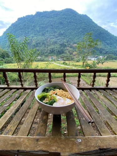 Food and beverages, Man Homestay - Luc Yen Homestay and Tour in Da Chang