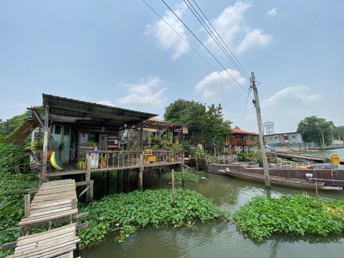 Baan GoLite Ko Kret - บ้านโกไล้เกาะเกร็ด