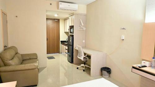 Nagoya thamrin apartment (Favehotel Building)