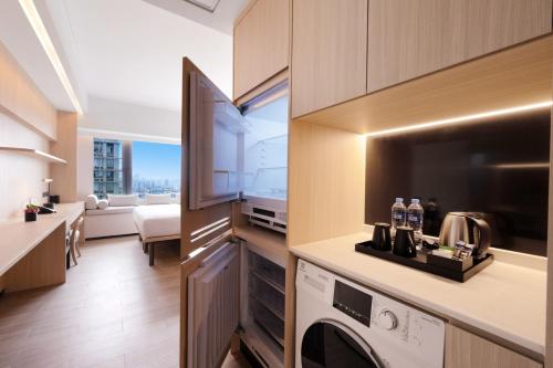 Kitchen, Metropolitan Residence near Saizeriya (Tao Pu Road)