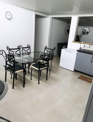 Konyha, Bas de villa in Le Lamentin