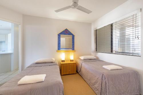 Apartment with Sea View image 10
