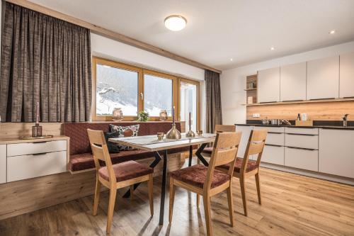 Hotel Gasthof Stoanerhof – Mayrhofen, IL