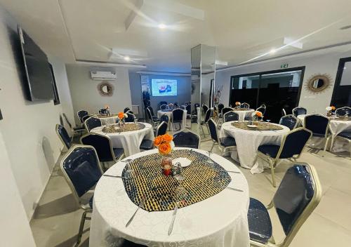 레스토랑, ONYX HOTEL Yamoussoukro in 야무수크로