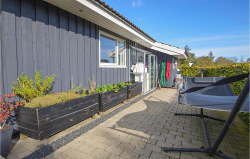 Cozy Home In Aabenraa With Sauna