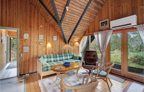 2 Bedroom Beautiful Home In Nørre Nebel in นีมินเดกับ