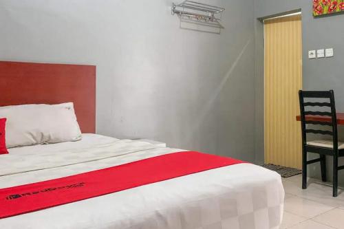 RedDoorz at Jalan Sei Batang Hari Medan
