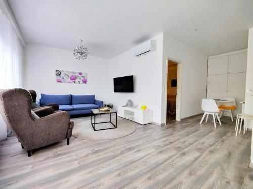 Apartments Dajana - image 8