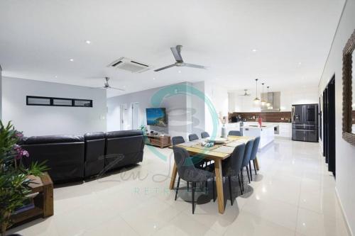 Zenhouse 5BR Family-Pet Retreat Bar & Private Pool