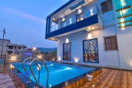 AMAZZ 4BHK VILLA LONAVALA