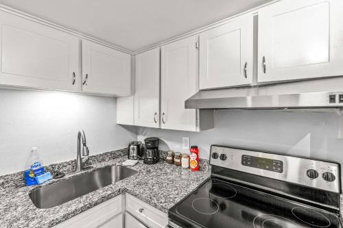 Great Location next to Kema, NASA, Ocean, Houston in Seabrook, USA
