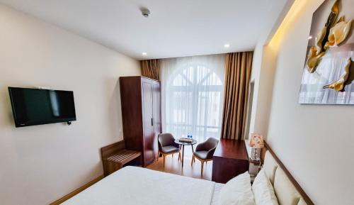 room detail thumbnail 0