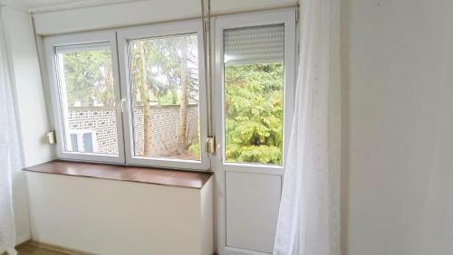 Spacious Garden Home
