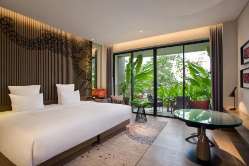 Vaade, Pullman Ciawi Vimala Hills Resort Spa and Convention in Puncak