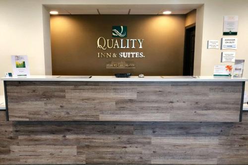 Quality Inn & Suites