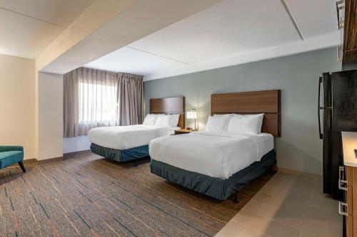 MainStay Suites Lexington I-75 - image 2
