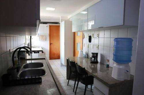 ห้องครัว, Excelente Apartamento! Custo benefício. Tudo perto (Excelente Apartamento! Custo beneficio. Tudo perto) in ชาเกย์รา