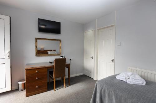 The Angel Hotel - image 2