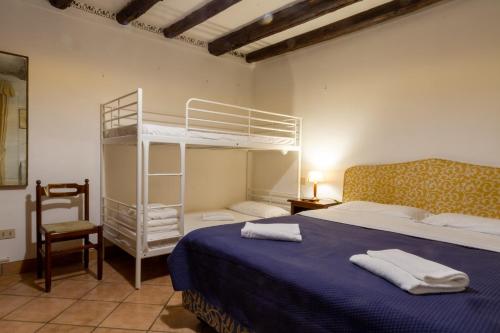 Art Dreams Apartment Teatro Italia - image 8