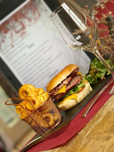 Hôtel Château de l'Hermitage - image 7