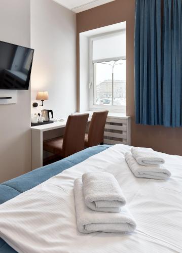 Hotel Traffic Poznań - image 10