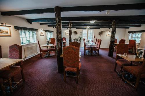 Bearslake Inn - image 10