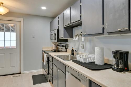 Louisville Home with Fenced Yard 10 Mi to Downtown! in Louisville, USA
