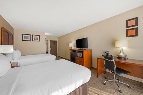 2 double beds