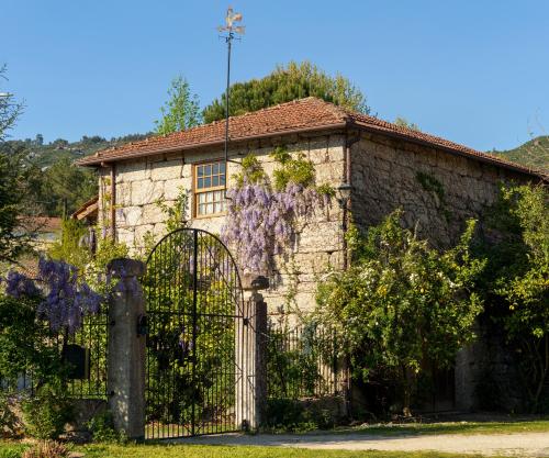 Casa da Eira "Lavoura da Bouca - Fruta Bio" in Guimaraes