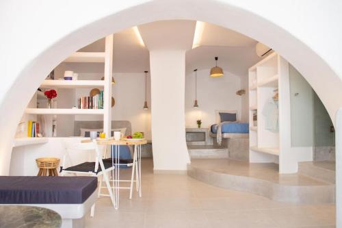 Traditional Arch House Paros