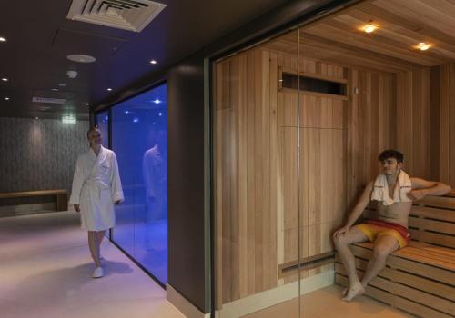 桑拿, For Students Only Triumph House Nottingham in 倫頓