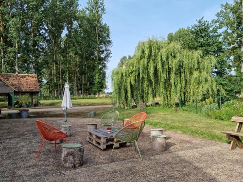 L'Aupinouse Chambre double Giroflée avec salle de bain privative