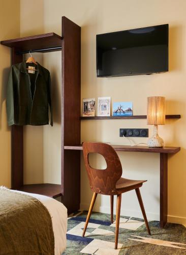 room detail thumbnail 1