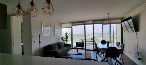 Apartment with Mountain View image 10