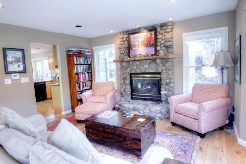 1717 Geneva Drive W Townhouse in Vail, USA