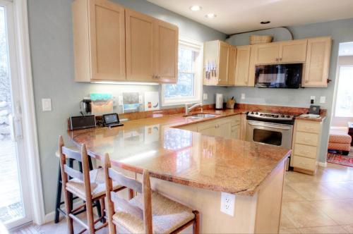 1717 Geneva Drive W Townhouse in Vail, USA