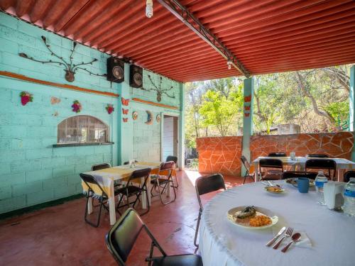 Restorāns, Villas el Paraíso, El Rollo (Villas el Paraiso, El Rollo) in Tlaquiltenango