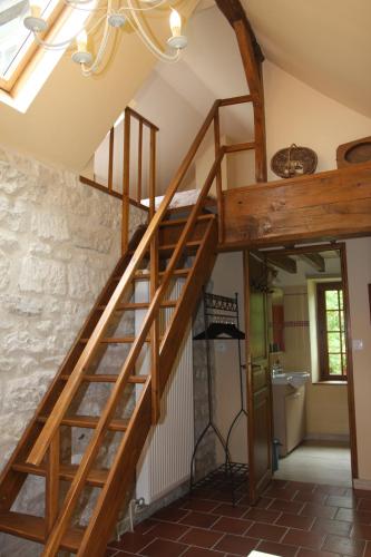 Le studio Au Bon Maréchal (Le studio Au Bon Marechal) in Жіверні