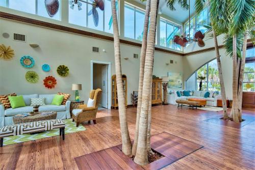 Four-Bedroom Holiday Home image 10