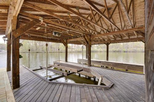 Spacious Waterfront Hyco Lake Retreat with Dock!