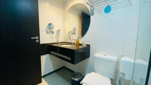 Bathroom, Ritz Suites-Maceio, Flat a Beira mar de temporada in Maceio