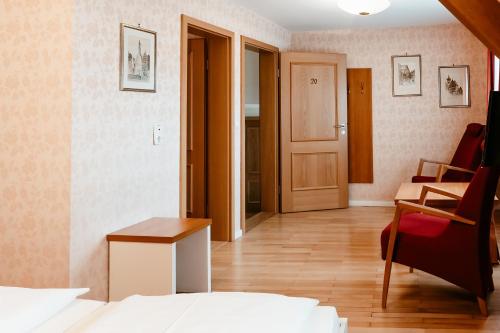 Hotel-Gasthof Goldener Greifen - main image